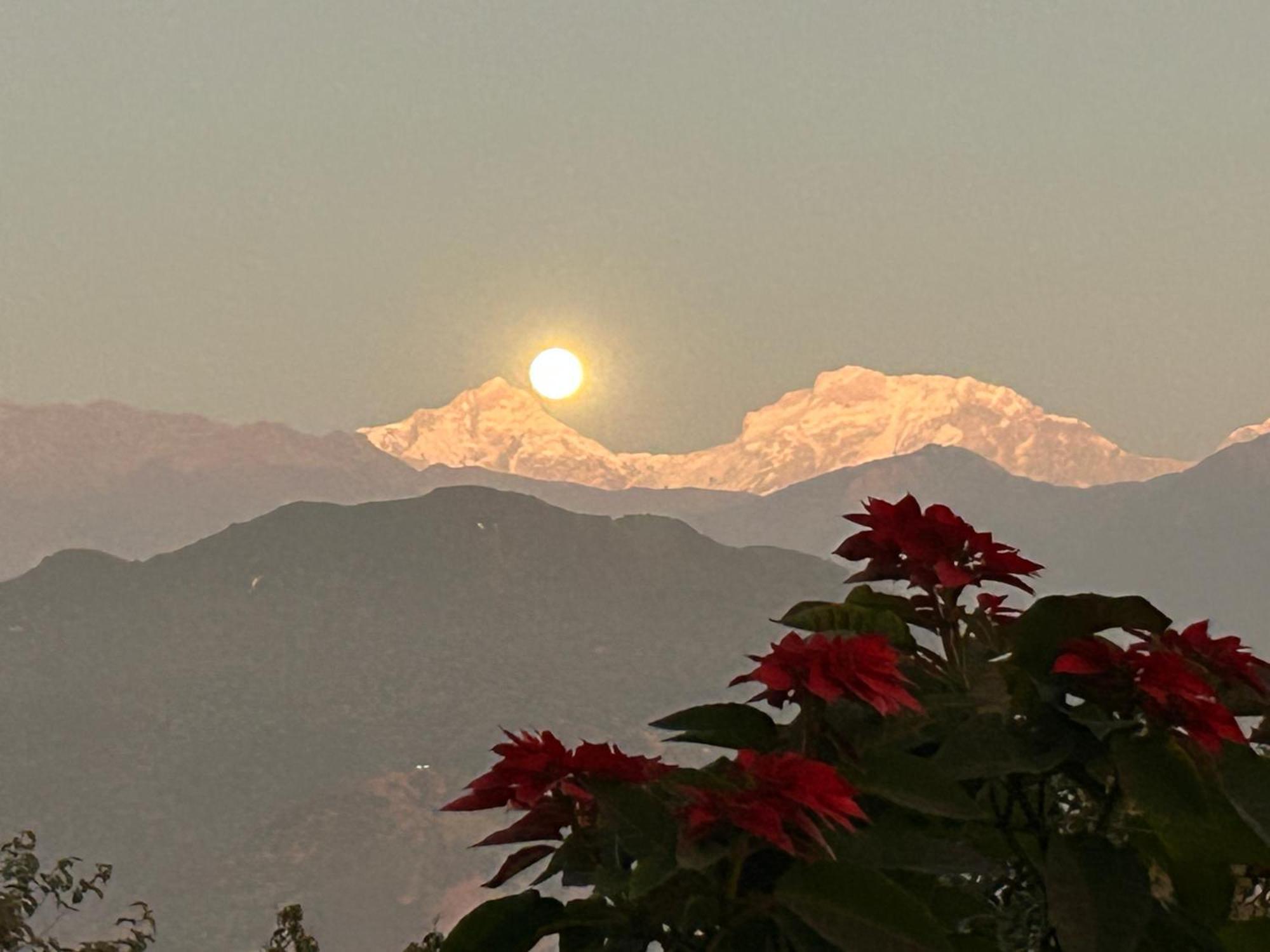 Hotel Pristine Himalaya Pokhara Exterior photo